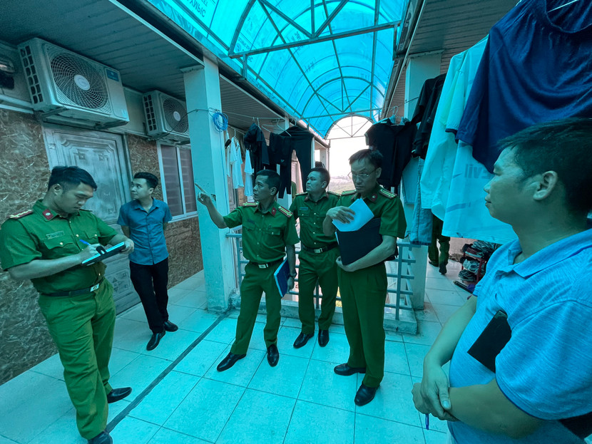 CAH Gia Lâm kiểm tra, rà soát loại hình nhà ở nhiều căn hộ CAH Gia Lâm kiểm tra, rà soát loại hình nhà ở nhiều căn hộ