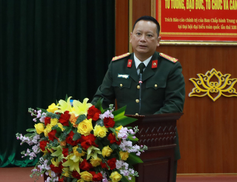 Đại tá Phạm Thanh Hùng - Phó Bí thư Đảng uỷ, Phó Giám đốc CATP Hà Nội chủ trì và phát biểu chỉ đạo tại Hội nghị tổng kết phong trào thi đua “Vì an ninh Tổ quốc” năm 2023 Cụm thi đua số 10 - CATP