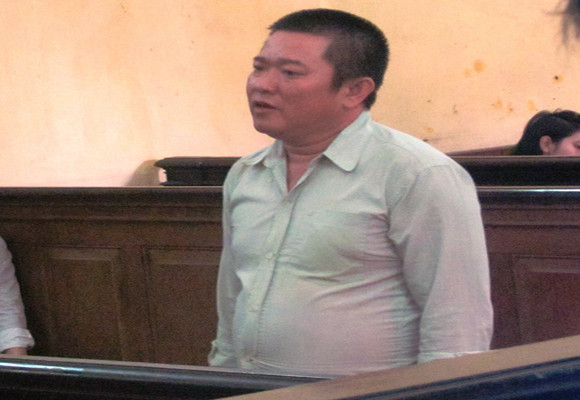 Giận vợ không đưa tiền chữa bệnh, chồng dàn cảnh phá két trộm vàng ảnh 1