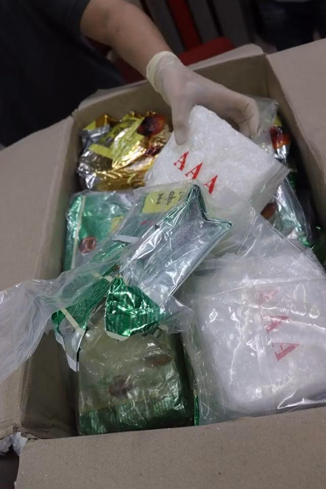 Cơ quan công an thu giữ gần 60 kg ma tuý tổng hợp do nhóm đối tượng vận chuyển Cơ quan công an thu giữ gần 60 kg ma tuý tổng hợp do nhóm đối tượng vận chuyển