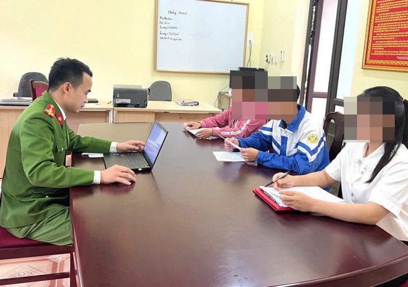 Cơ quan Công an làm việc với các trường hợp liên quan