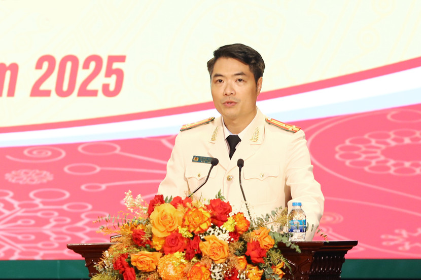 Thượng tá Bùi Nhật Quang - Trưởng phòng Tham mưu đại diện các đồng chí được điều động, bổ nhiệm phát biểu cảm ơn