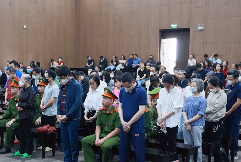 Các bị cáo tại phiên tòa xét xử Các bị cáo tại phiên tòa xét xử