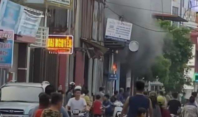 Người dân phát hiện cháy đã hô hoán thoát nạn Người dân phát hiện cháy đã hô hoán thoát nạn