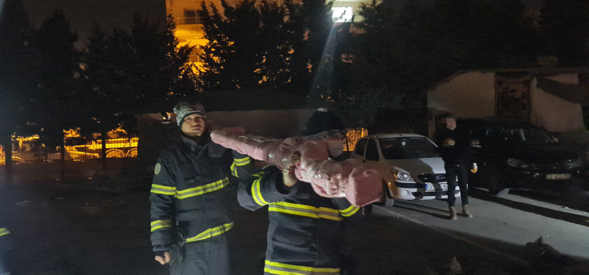 Đội CNCH của Việt Nam xuyên đêm thực hiện nhiệm vụ quốc tế đã phát hiện nạn nhân sống sót và phối hợp các lực lượng quốc tế giải cứu nạn nhân Đội CNCH của Việt Nam xuyên đêm thực hiện nhiệm vụ quốc tế đã phát hiện nạn nhân sống sót và phối hợp các lực lượng quốc tế giải cứu nạn nhân