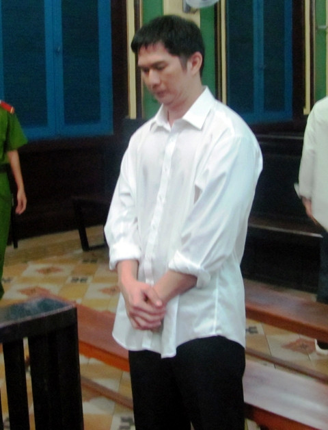 Kẻ đâm chém kinh hoàng tại shop Sóng Nhạc lãnh án 20 năm tù ảnh 1