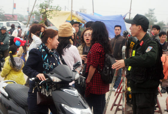 Công tác giữ gìn ANTT và giao thông cho Lễ khai Ấn được triển khai từ rất sớm Công tác giữ gìn ANTT và giao thông cho Lễ khai Ấn được triển khai từ rất sớm