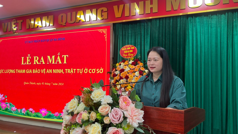 Đồng chí Phạm Thị Diễm – Phó Chủ tịch UBND quận Ba Đình phát biểu tại Lễ ra mắt