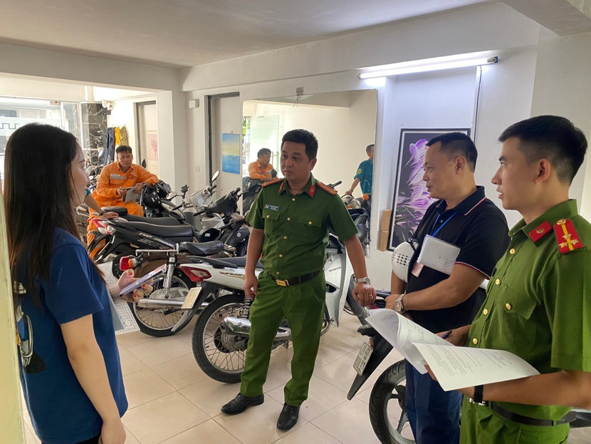 CAQ Tây Hồ kiểm tra, tuyên truyền an toàn PCCC tại cơ sở CAQ Tây Hồ kiểm tra, tuyên truyền an toàn PCCC tại cơ sở