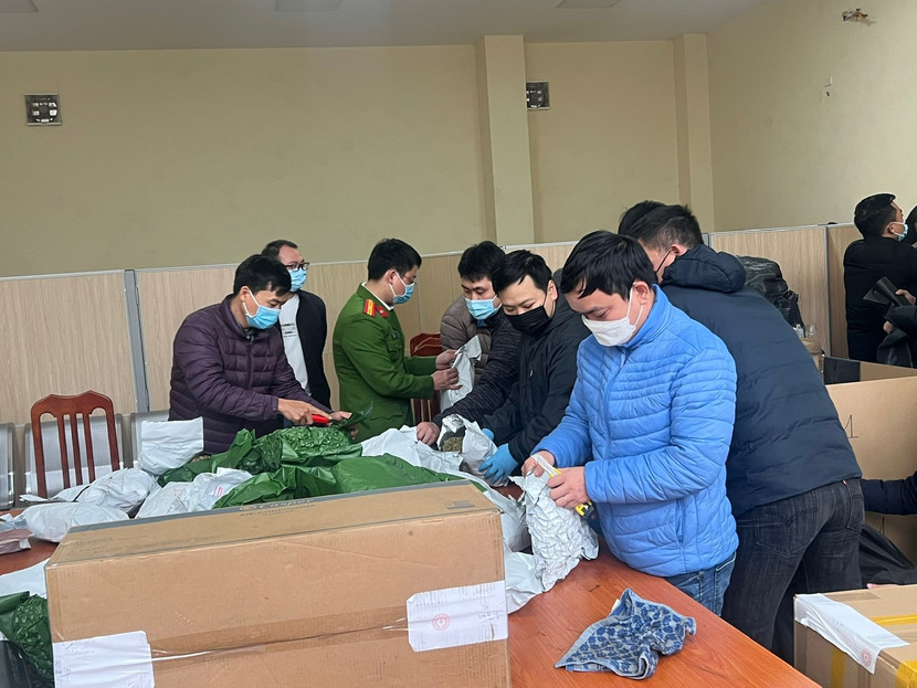 CATP triệt phá đường dây mua bán, vận chuyển trái phép chất ma túy từ Đồng Nai về Hà Nội CATP triệt phá đường dây mua bán, vận chuyển trái phép chất ma túy từ Đồng Nai về Hà Nội