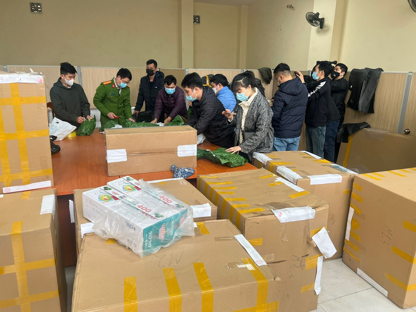 Cơ quan Công an kiểm đếm, niêm phong số tang vật vụ án Cơ quan Công an kiểm đếm, niêm phong số tang vật vụ án