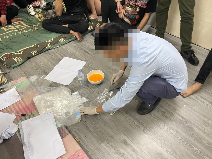 Cơ quan Công an niêm phong số tang vật