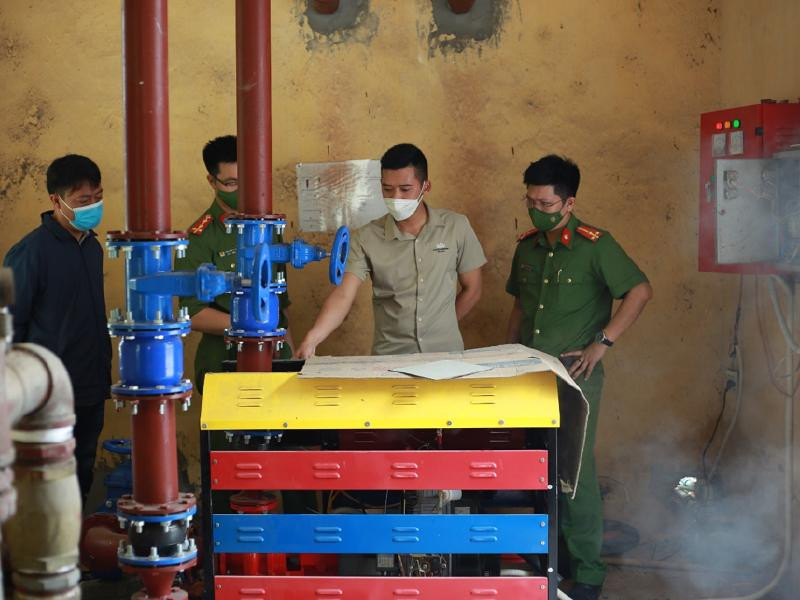 Lực lượng Cảnh sát PCCC và CNCH - CAH Gia Lâm kiểm tra công tác an toàn PCCC, sẵn sàng cho SEA Games lần thứ 31