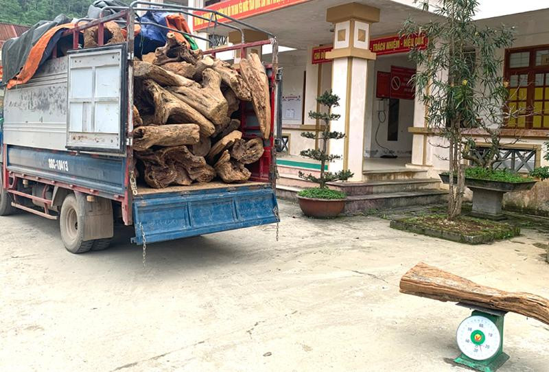 Số tang vật cơ quan Công an tạm giữ