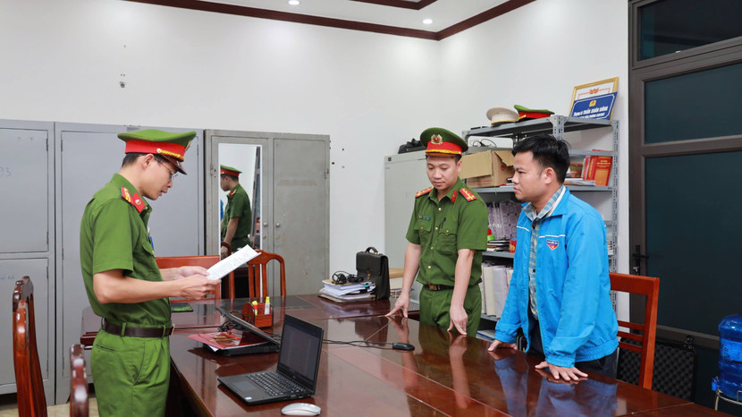 Cơ quan Cảnh sát điều tra thực hiện quyết định khởi tố vụ án, khởi tố bị can và thi hành lệnh bắt bị can để tạm giam đối với Trần Đình Duy về tội “Làm giả tài liệu của cơ quan, tổ chức”