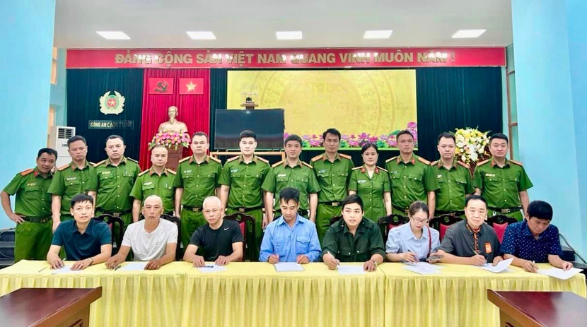 Các công ty trông giữ phương tiện ký cam kết thu phí đúng quy định