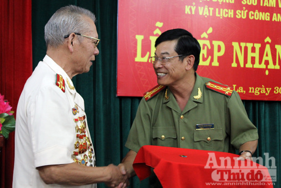 Những kỷ vật... “biết nói” ảnh 3