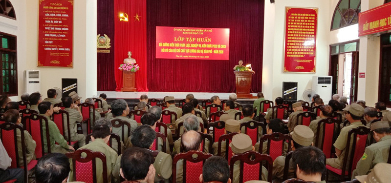 Lực lượng bảo vệ dân phố tham gia bồi dưỡng kiến thức pháp luật, nghiệp vụ và kiến thức PCCC, CNCH Lực lượng bảo vệ dân phố tham gia bồi dưỡng kiến thức pháp luật, nghiệp vụ và kiến thức PCCC, CNCH