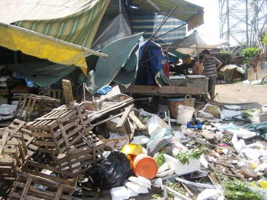  Xe ben tông nát xe khách, nhiều người thoát chết ảnh 5