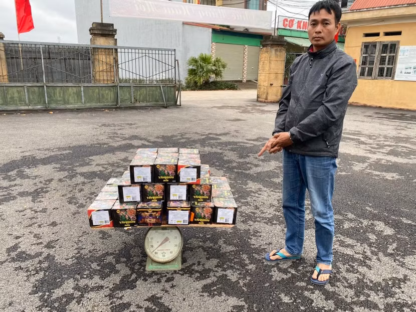 Đối tượng và tang vật vụ án Đối tượng và tang vật vụ án