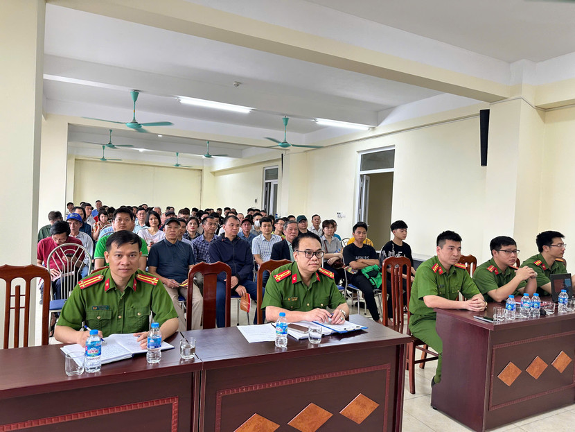 Các đại biểu tham dự hội nghị Các đại biểu tham dự hội nghị