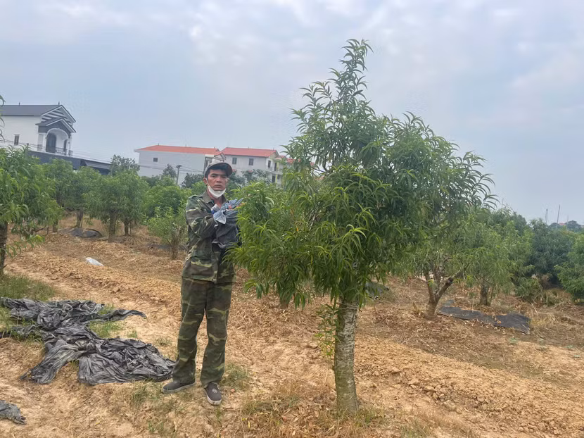 Cơ quan công an thực nghiệm hiện trường điều tra vụ án