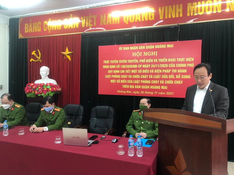 Ông Đỗ Thanh Tùng, Phó Chủ tịch UBND quận Hoàng Mai phát biểu tại Hội nghị tuyên truyền, phổ biến và triển khai Nghị định số 136/2020/NĐ-CP Ông Đỗ Thanh Tùng, Phó Chủ tịch UBND quận Hoàng Mai phát biểu tại Hội nghị tuyên truyền, phổ biến và triển khai Nghị định số 136/2020/NĐ-CP