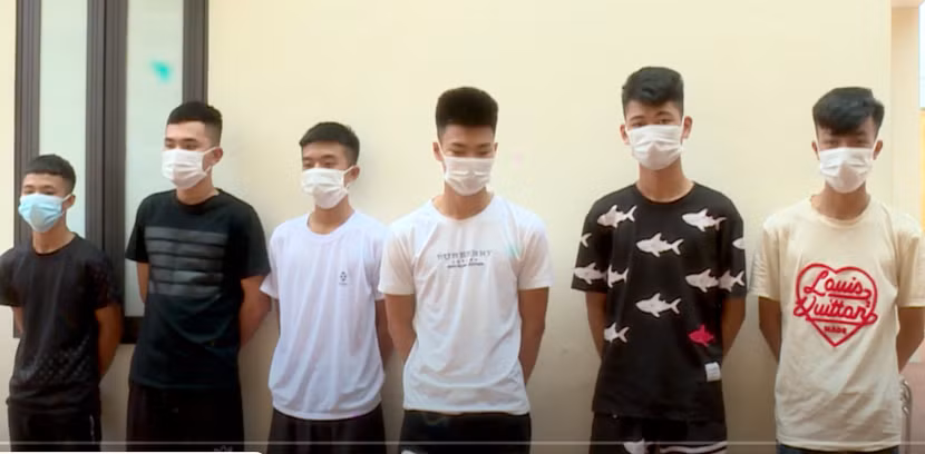 Các đối tượng liên quan Các đối tượng liên quan