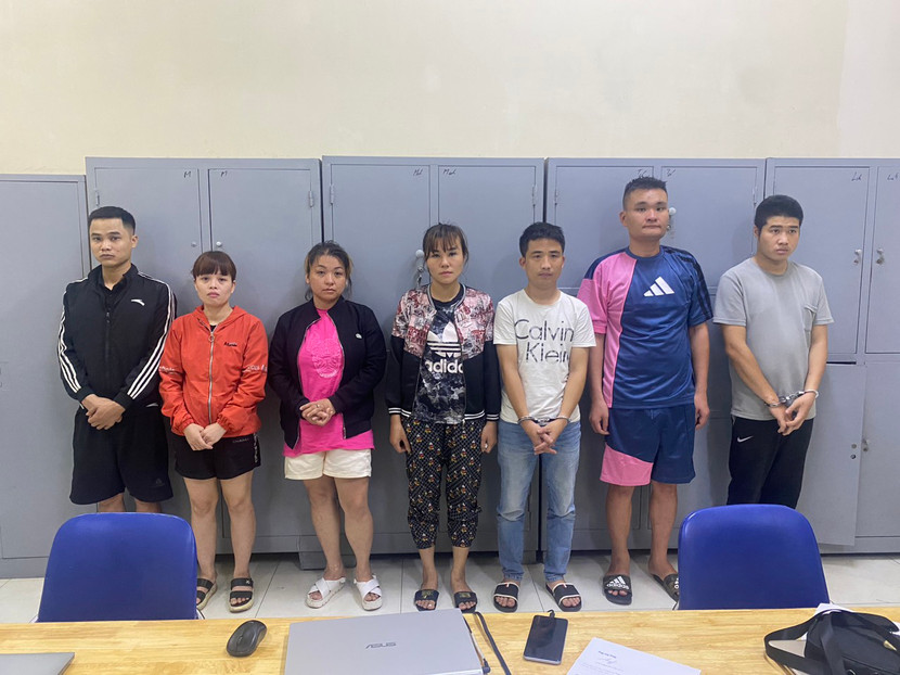 Các đối tượng liên quan tụ điểm mua bán trái phép chất ma tuý bị CAQ Tây Hồ bắt giữ