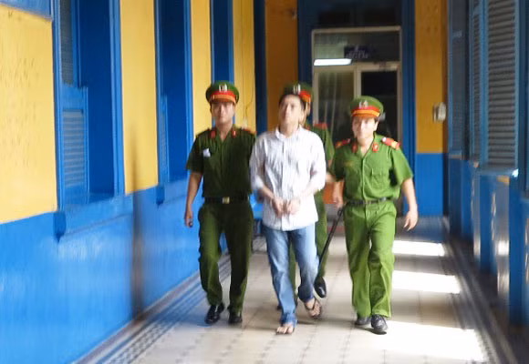 Đâm chết người vì muốn trả thù cho bạn ảnh 1