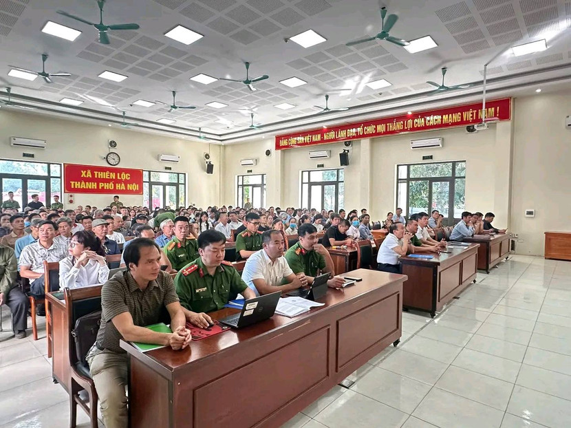 Ủy ban nhân dân và Công an xã Thiên Lộc phối hợp với Đội Chữa cháy và cứu nạn, cứu hộ khu vực số 3 tuyên truyền an toàn cháy, nổ