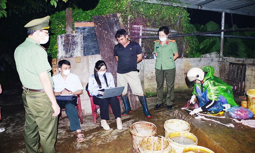 Tổ công tác làm việc tại cơ sở giết mổ không đảm bảo do ông M làm chủ