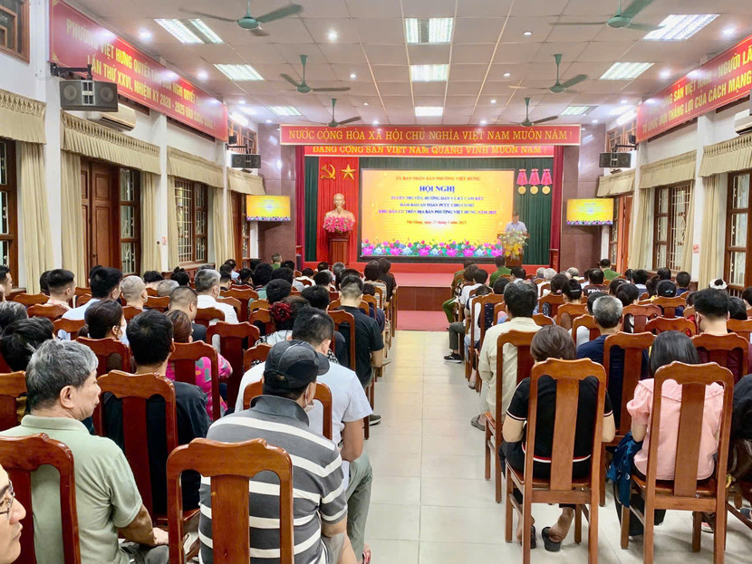 Hội nghị ký cam kết đảm bảo an toàn PCCC và CNCH tại khu dân cư phường Việt Hưng