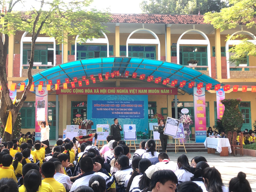 Trên 1.500 học sinh trường THCS Tiên Dương, xã Tiên Dương, huyện Đông Anh được nâng cao nhận thức tác hại ma túy