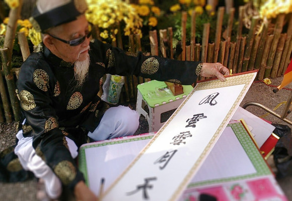 Xuân về, ông đồ xuống phố ảnh 4 Xuân về, ông đồ xuống phố ảnh 4