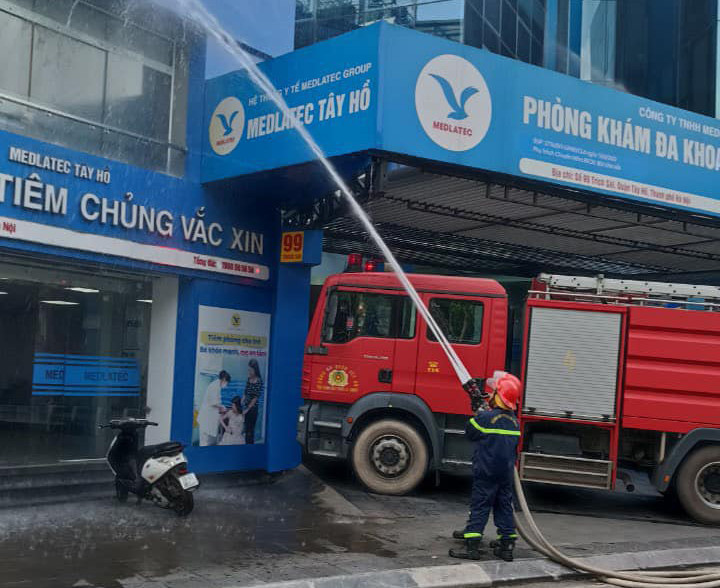 Lực lương Cảnh sát PCCC và CNCH - CAQ Tây Hồ thực tập phương án chữa cháy, cứu nạn Lực lương Cảnh sát PCCC và CNCH - CAQ Tây Hồ thực tập phương án chữa cháy, cứu nạn