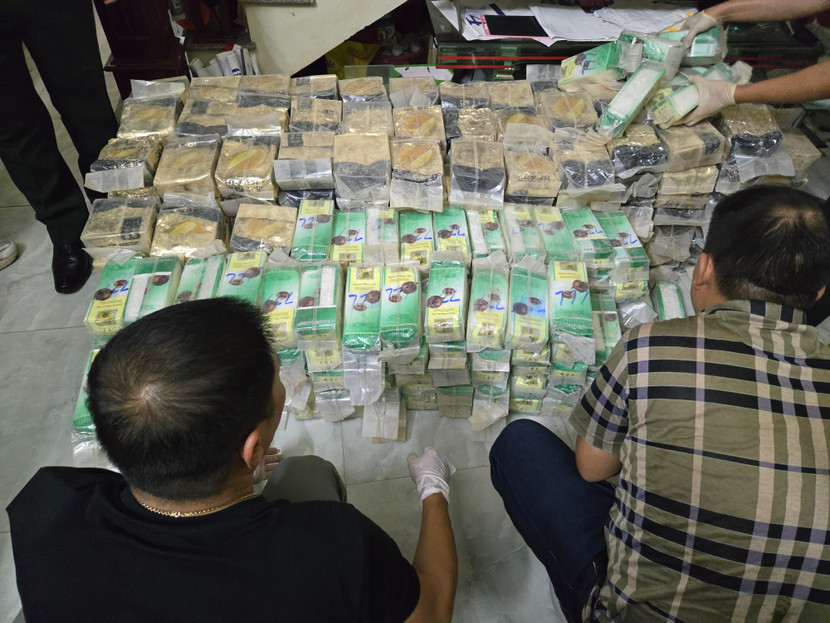 Cơ quan Công an kiểm đếm tang vật vụ án Cơ quan Công an kiểm đếm tang vật vụ án