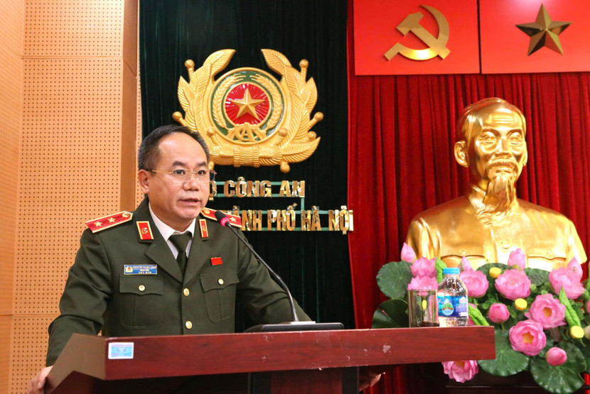 Trung tướng Nguyễn Thanh Tùng - Ủy viên Ban Thường vụ Thành ủy, Bí thư Đảng ủy, Giám đốc CATP Hà Nội phát biểu tại hội nghị