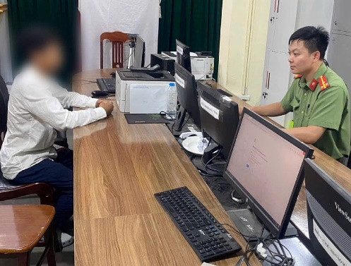 Công an xã Xuân Mai làm việc với anh N.H.S