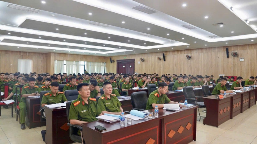 Các học viên tham gia lớp tập huấn