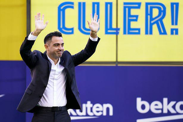 Xavi mở cánh cửa để người đồng đội cũ trở lại thi đấu