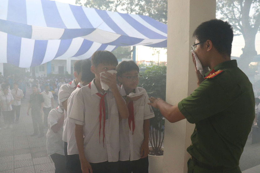 Lực lượng Cảnh sát PCCC và CNCH tuyên truyền, hướng dẫn học sinh kỹ năng an toàn cháy, nổ Lực lượng Cảnh sát PCCC và CNCH tuyên truyền, hướng dẫn học sinh kỹ năng an toàn cháy, nổ