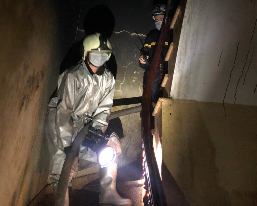 Lực lượng tìm kiếm cứu nạn tiếp cận xử lý sự cố hỏa hoạn Lực lượng tìm kiếm cứu nạn tiếp cận xử lý sự cố hỏa hoạn