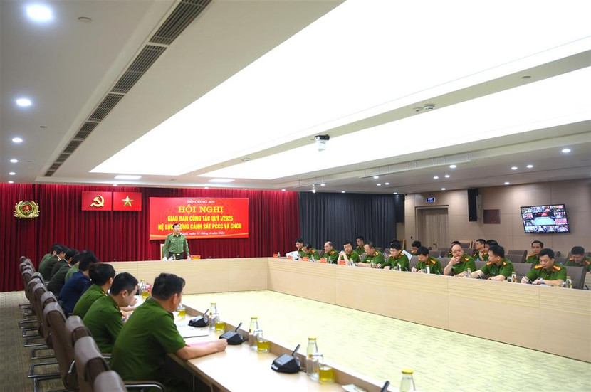 Thứ trưởng Lê Văn Tuyến phát biểu chỉ đạo tại Hội nghị