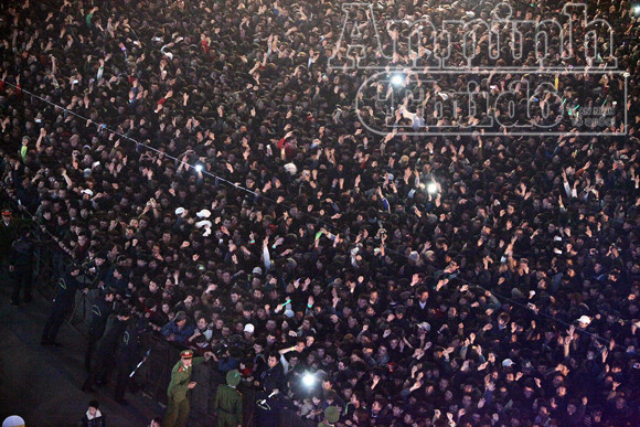 Phút giao thời vỡ òa trong bữa tiệc ánh sáng, âm thanh ảnh 1