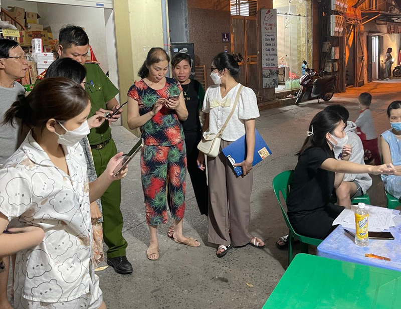 CAP Xuân La hướng dẫn người dân kích hoạt định danh điện tử mức độ 1, 2 và xác thực tài khoản định danh điện tử cho người dân CAP Xuân La hướng dẫn người dân kích hoạt định danh điện tử mức độ 1, 2 và xác thực tài khoản định danh điện tử cho người dân