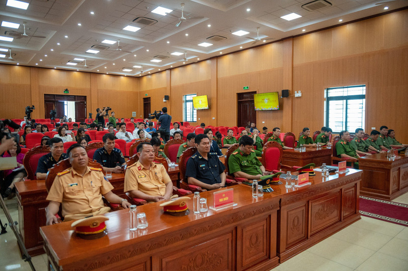 Các đại biểu dự Hội nghị cung cấp thông tin về ma tuý Các đại biểu dự Hội nghị cung cấp thông tin về ma tuý