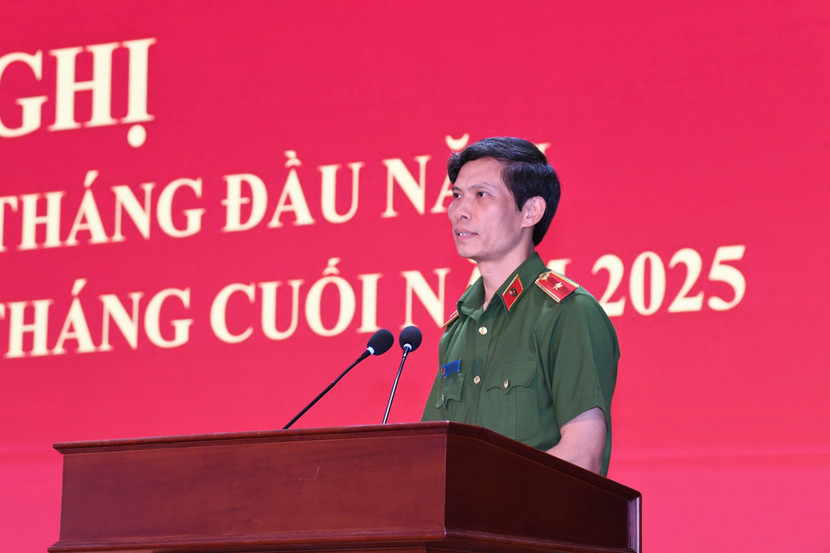 Thiếu tướng Ngô Thanh Bình - Cục trưởng Cục CSĐT TP về ma túy - Bộ Công an phát biểu tại hội nghị Thiếu tướng Ngô Thanh Bình - Cục trưởng Cục CSĐT TP về ma túy - Bộ Công an phát biểu tại hội nghị