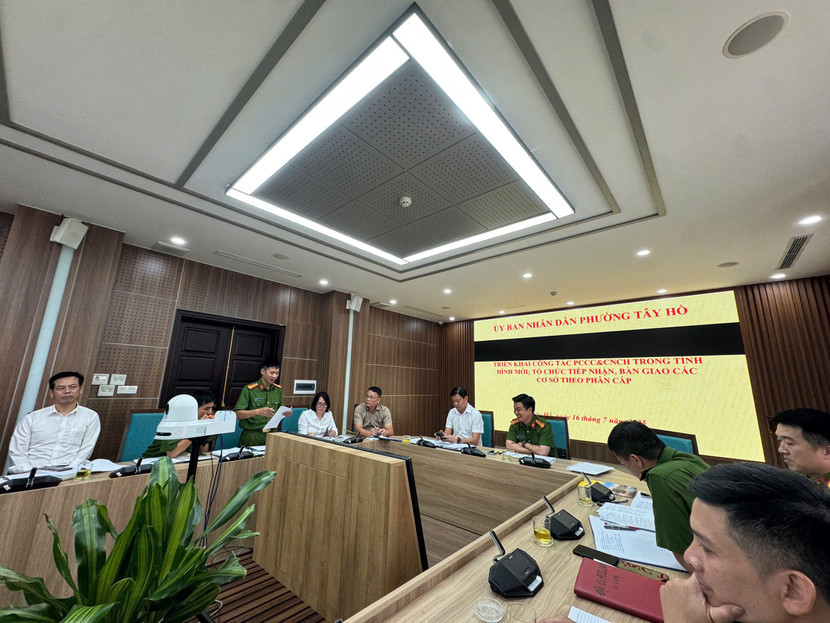 Trung tá Nguyễn Hồng Quang, Phó trưởng Công an phường Tây Hồ phát biểu