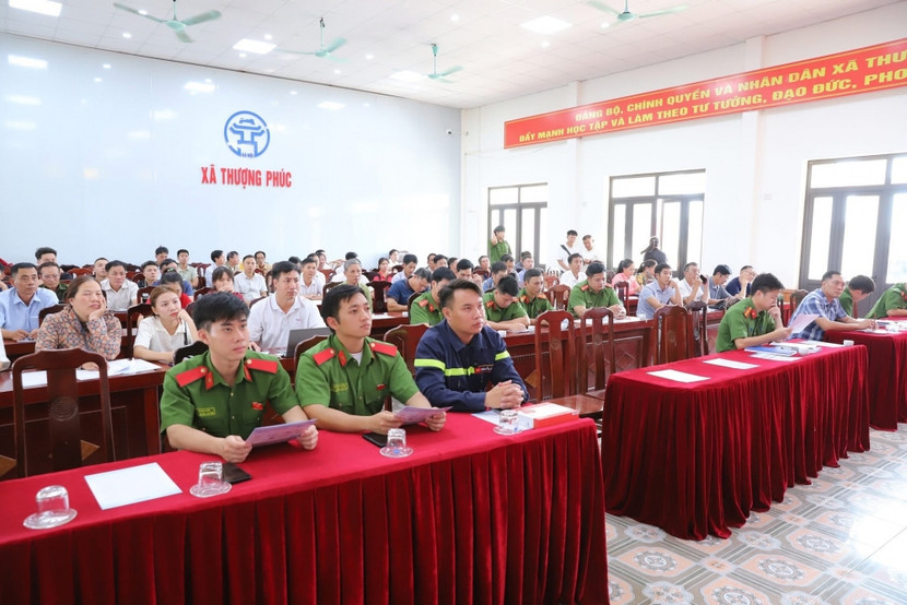 Hội nghị triển khai tập huấn pháp luật về PCCC và hướng dẫn cơ sở khai báo, cập nhật thông tin về PCCC tại xã Thượng Phúc Hội nghị triển khai tập huấn pháp luật về PCCC và hướng dẫn cơ sở khai báo, cập nhật thông tin về PCCC tại xã Thượng Phúc